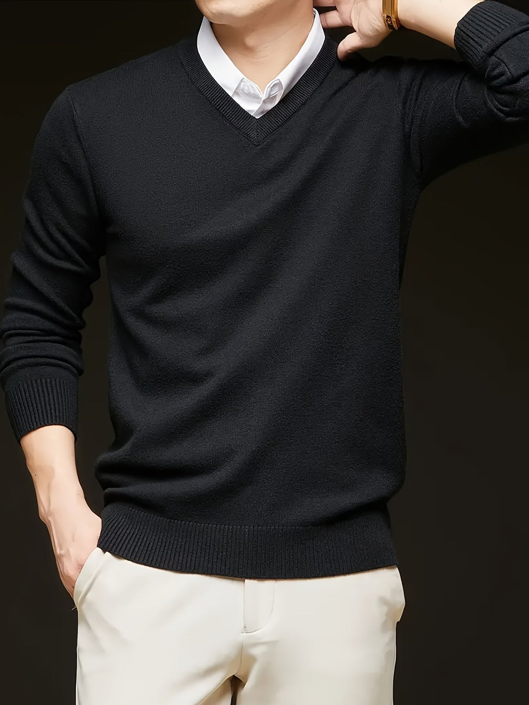 Elegancki sweter z dekoltem V