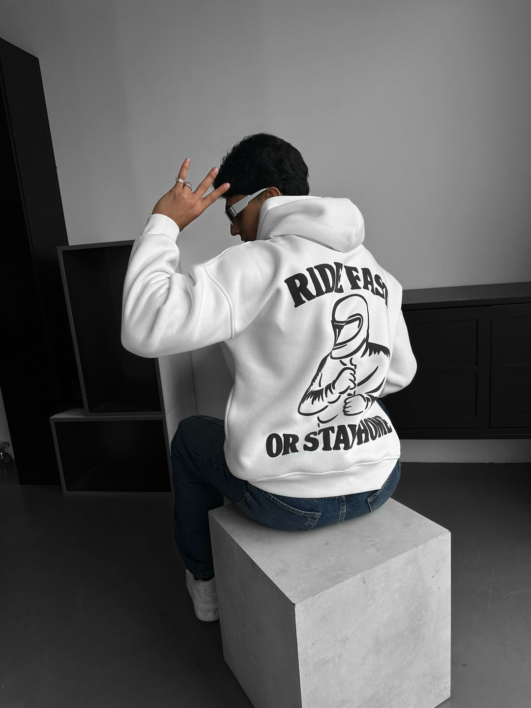 Oversize Ride Fast Hoodie - Ecru