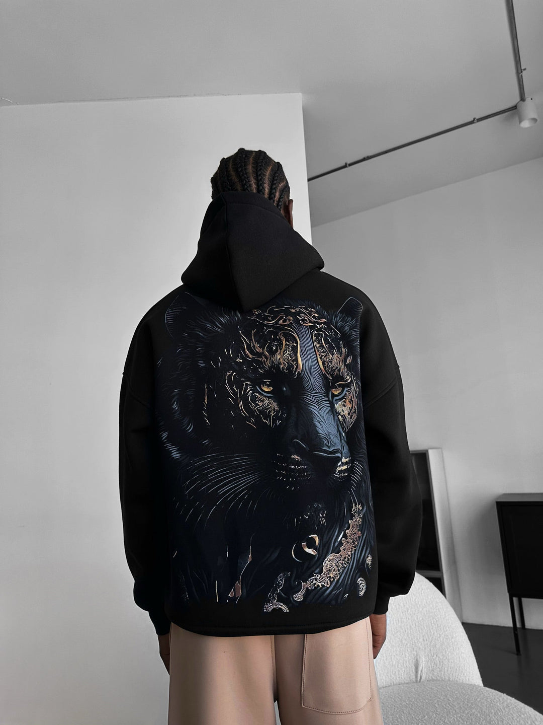 Oversize Szczegółowa Bluza z Kapturem z Lwem - Czarna