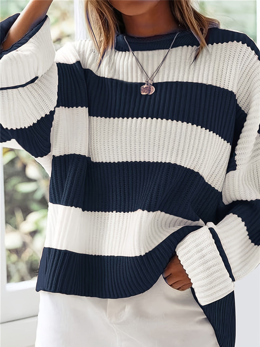 Swobodny Colorblock sweter