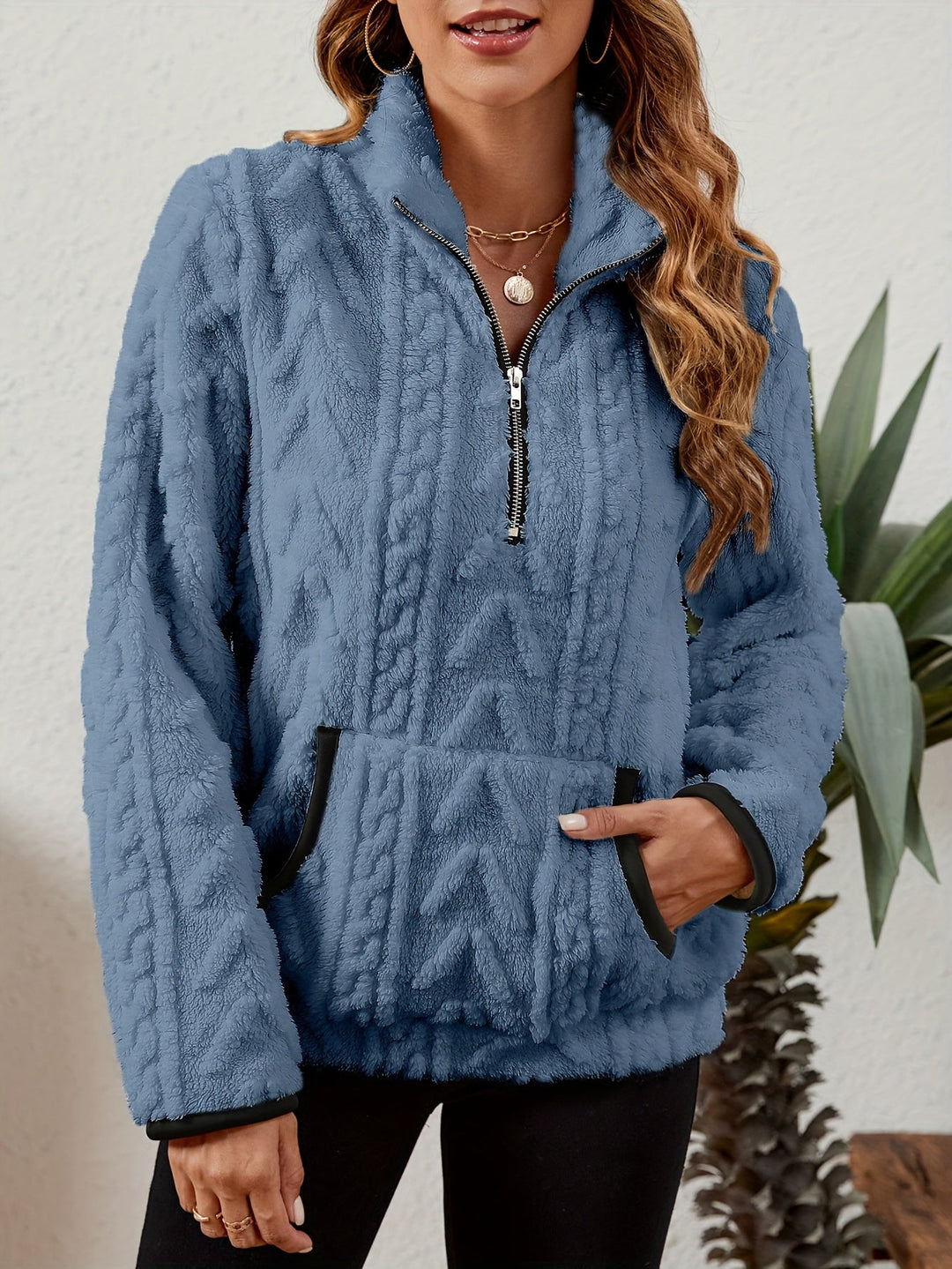 Przytulny zamek 1/2 sweter