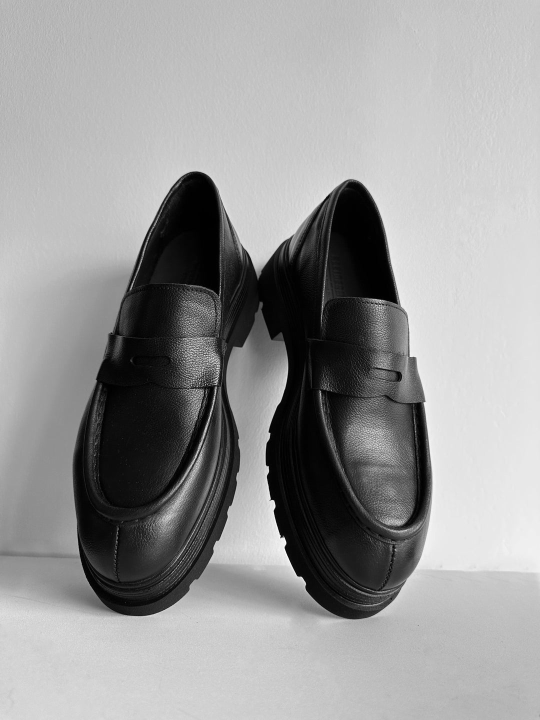 Klasyczne Skórzane Buty - Czarne