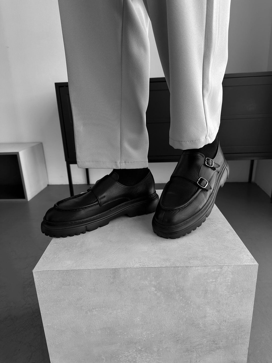 Skórzane Buty Mnicha - Czarne