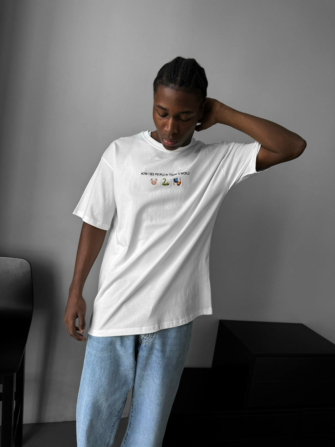Oversize "Świat Dziś" T-shirt - Ecru