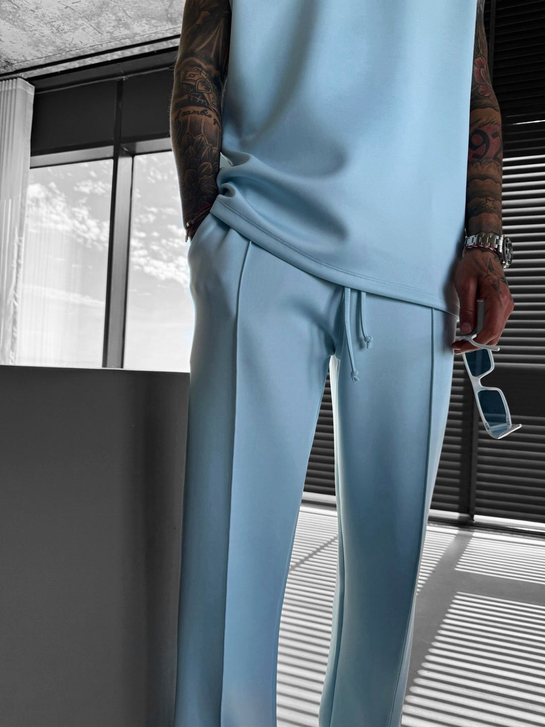 Luźne Spodnie z Materiału Nurkowego - Baby Blue