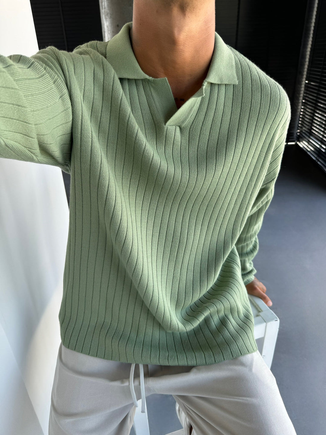 Oversize Szeroki Sweter Polo z Długim Rękawem - Trawa