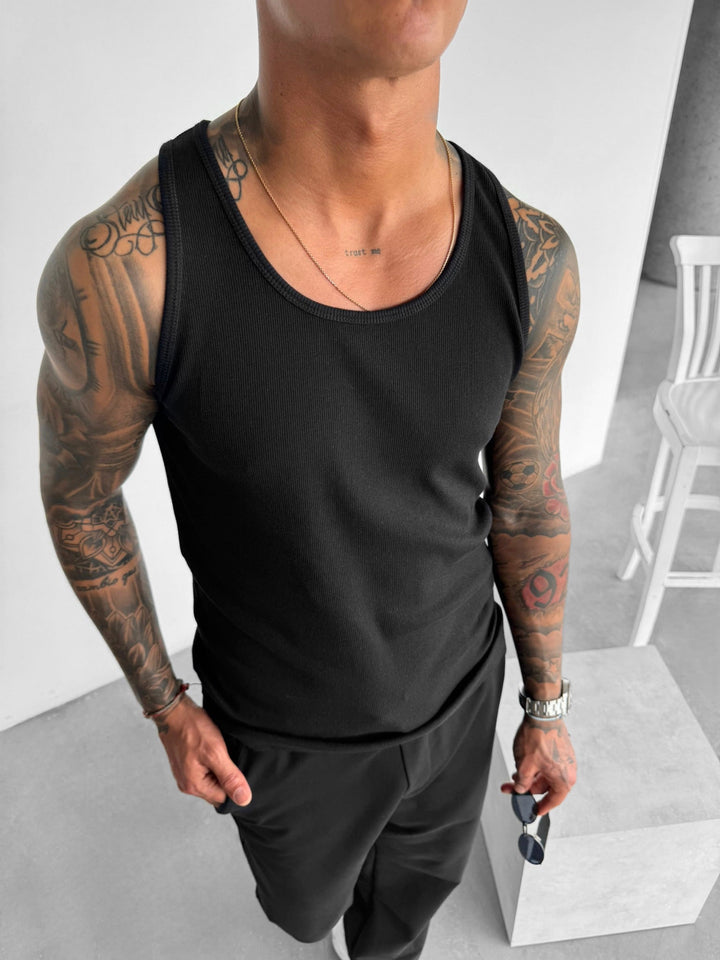 Slim Fit Basic Tanktop - Czarny