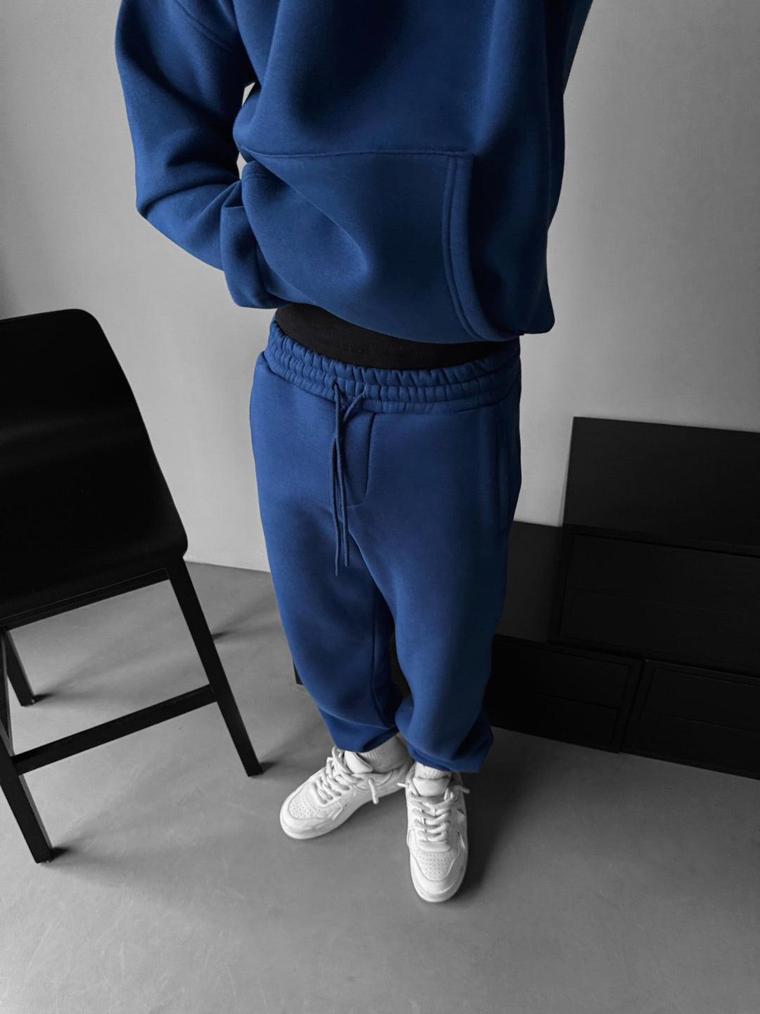 Basic Jogger - Navy Peony