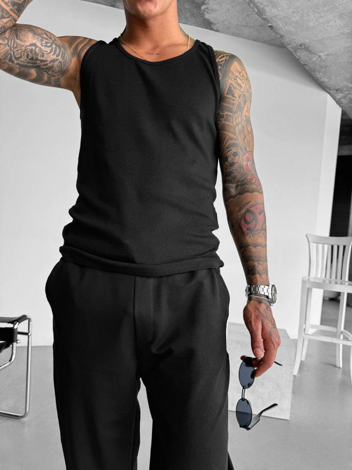 Slim Fit Basic Tanktop - Czarny