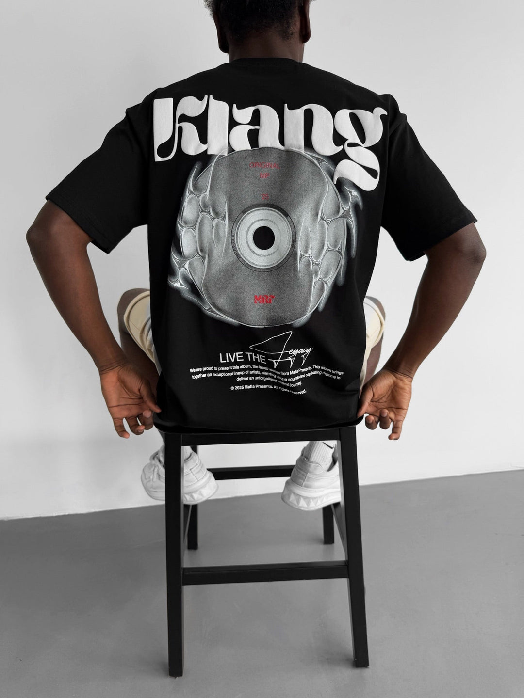 Oversize "Klang" T-shirt - Czarny