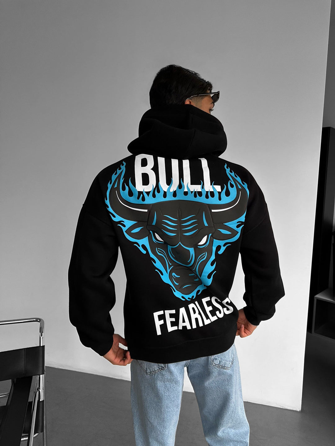 Oversize Bull Fearless Hoodie - Czarny i Niebieski