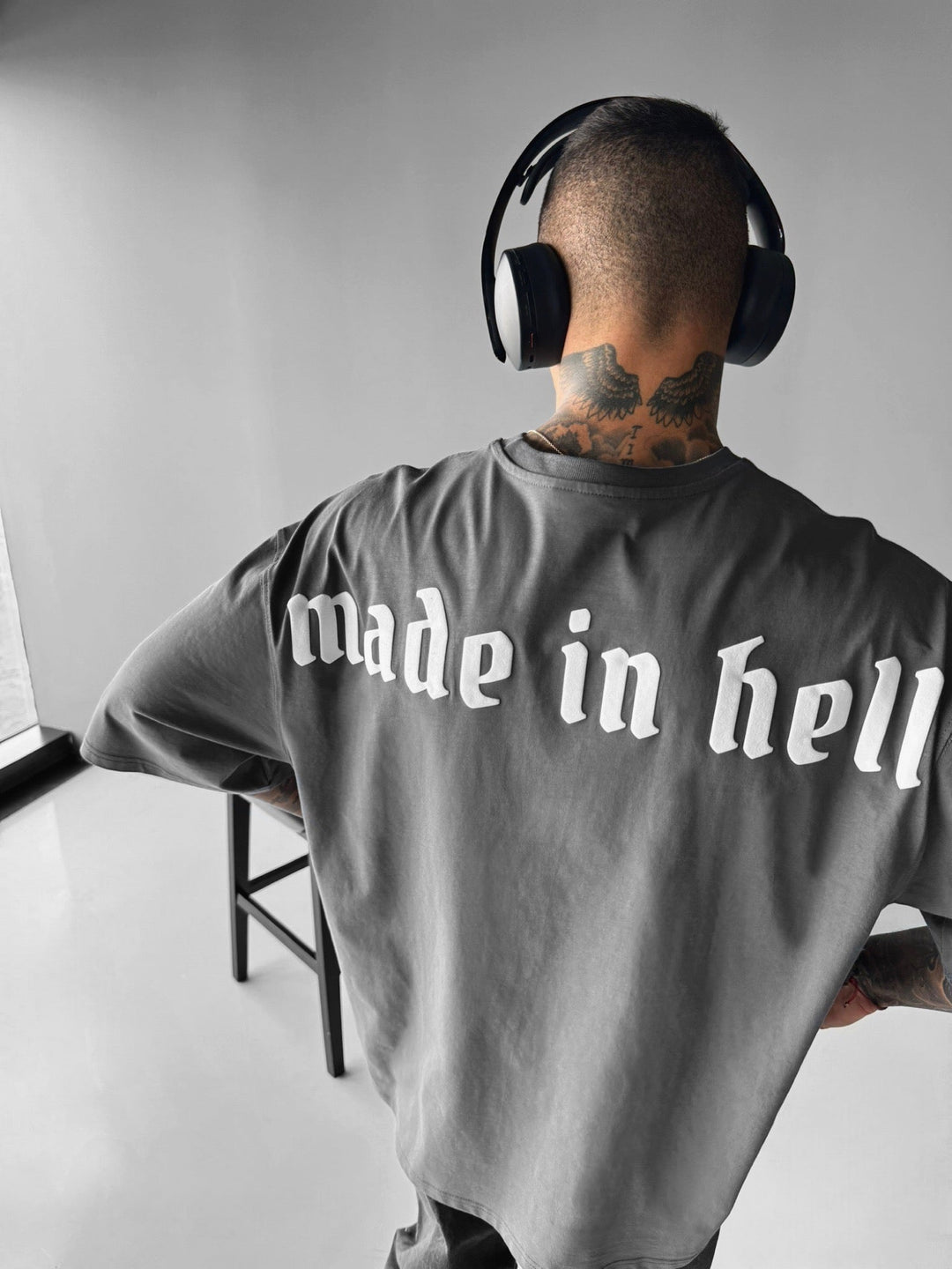 T-shirt Oversize Made in Hell - Antracytowy
