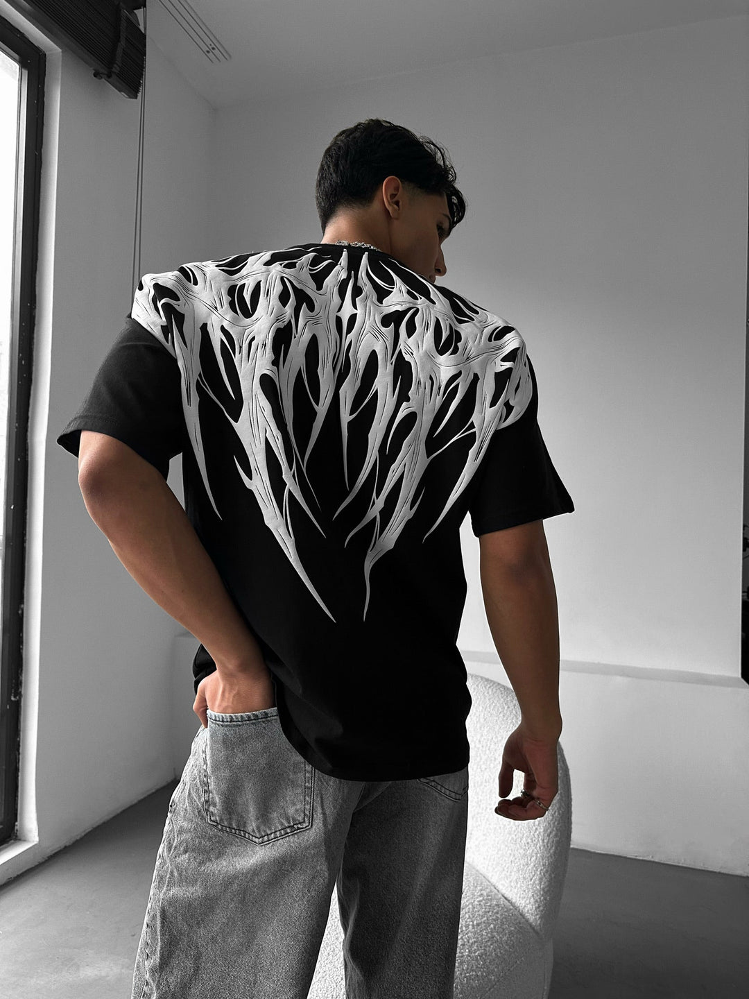 T-shirt Oversize Tribal - Czarny