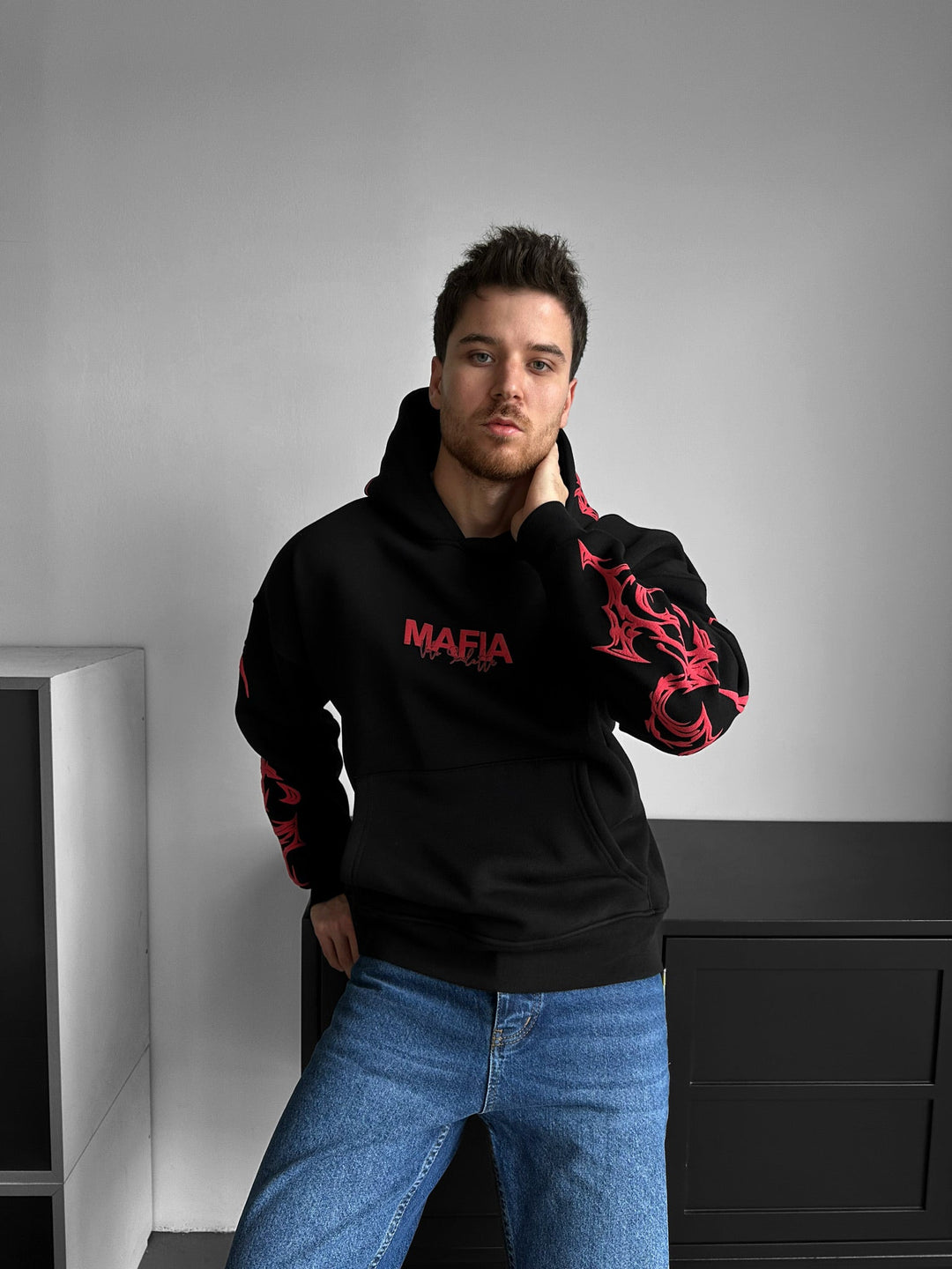Oversize Mafia Tribal Hoodie - Czarny i Czerwony