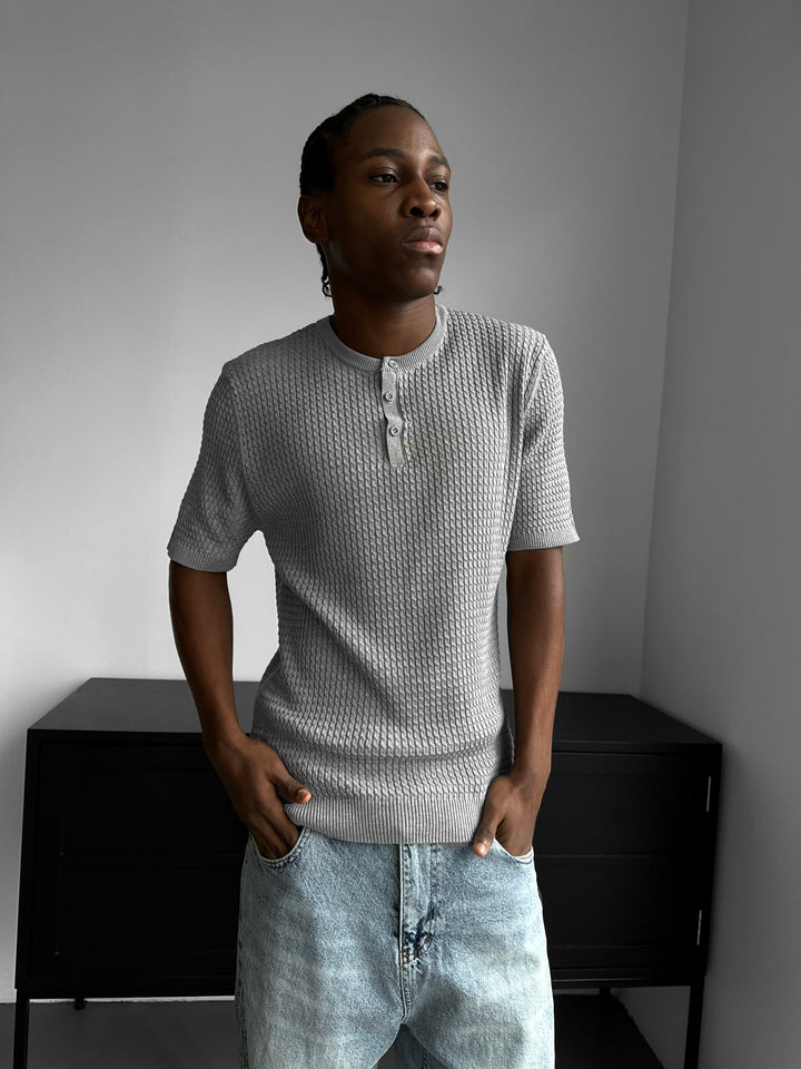 T-shirt Regular Fit Waffle z guzikiem - Szary