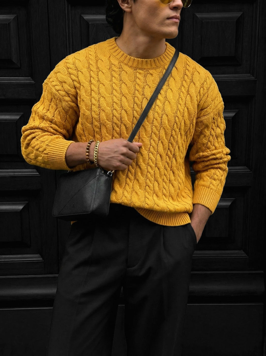Sweter Oversize z Plecionką - Szafran