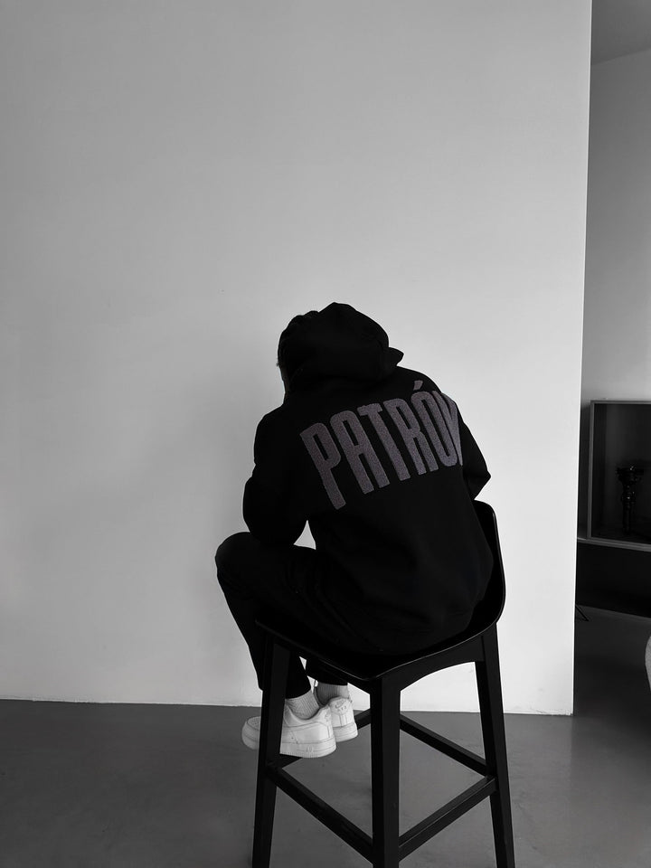 Hoodie Oversize z Detailem Patron - Czarny i Antracytowy