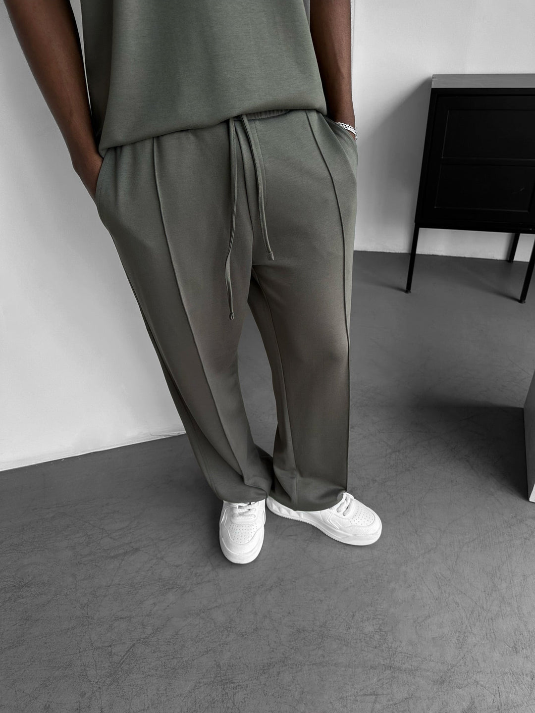 Luźne Spodnie z Fala - Khaki