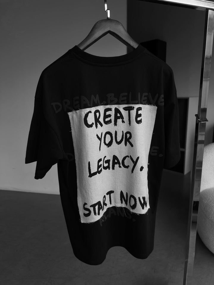 Oversize Legacy T-shirt - Czarny