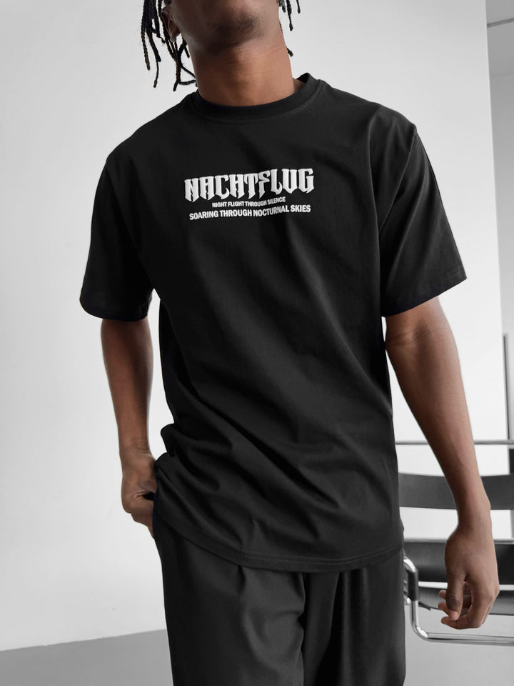 Oversize "Nachtflug" T-shirt - Czarny