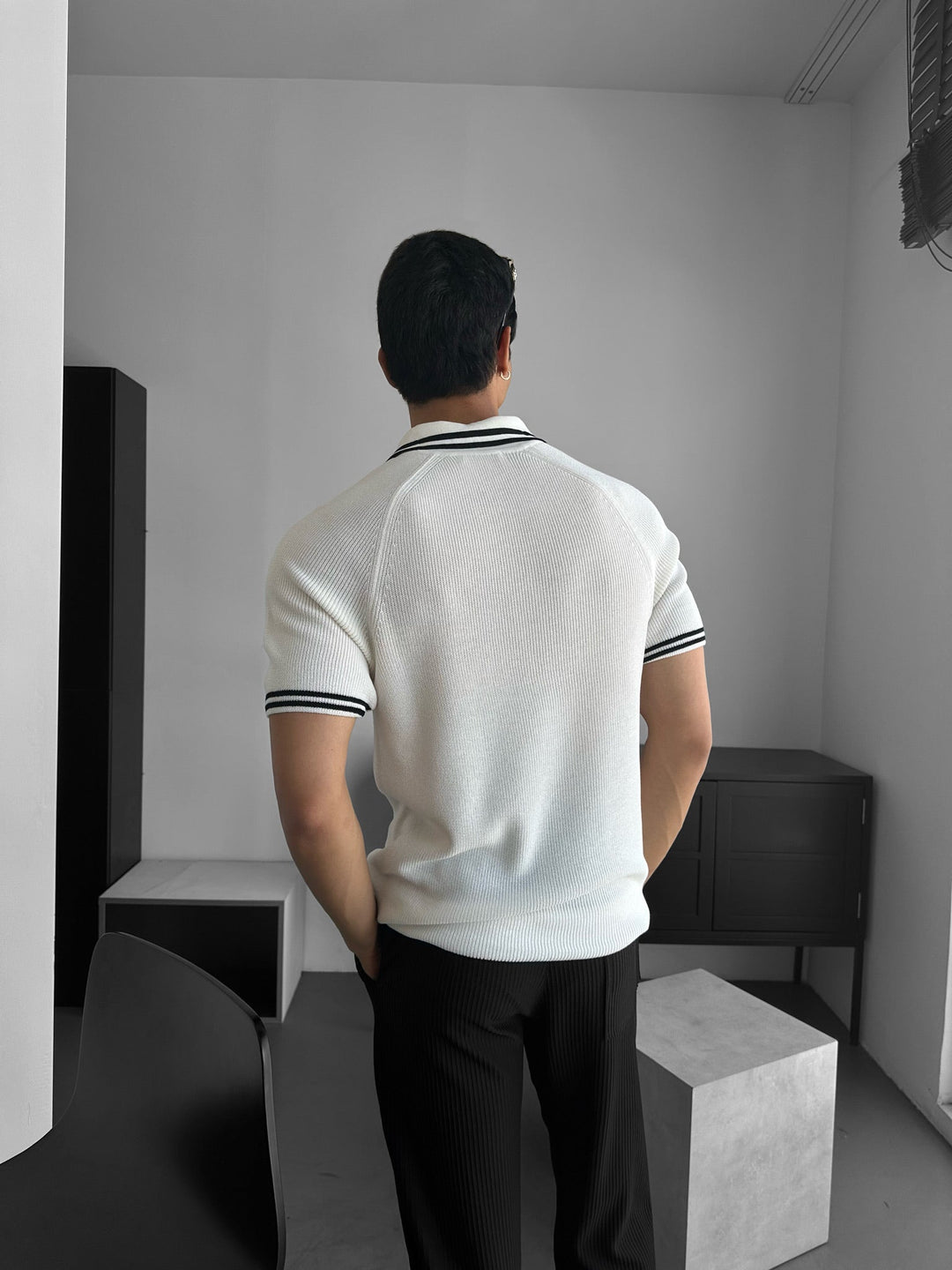 Slim Fit Polo T-shirt z haftem - Ecru i Czarny