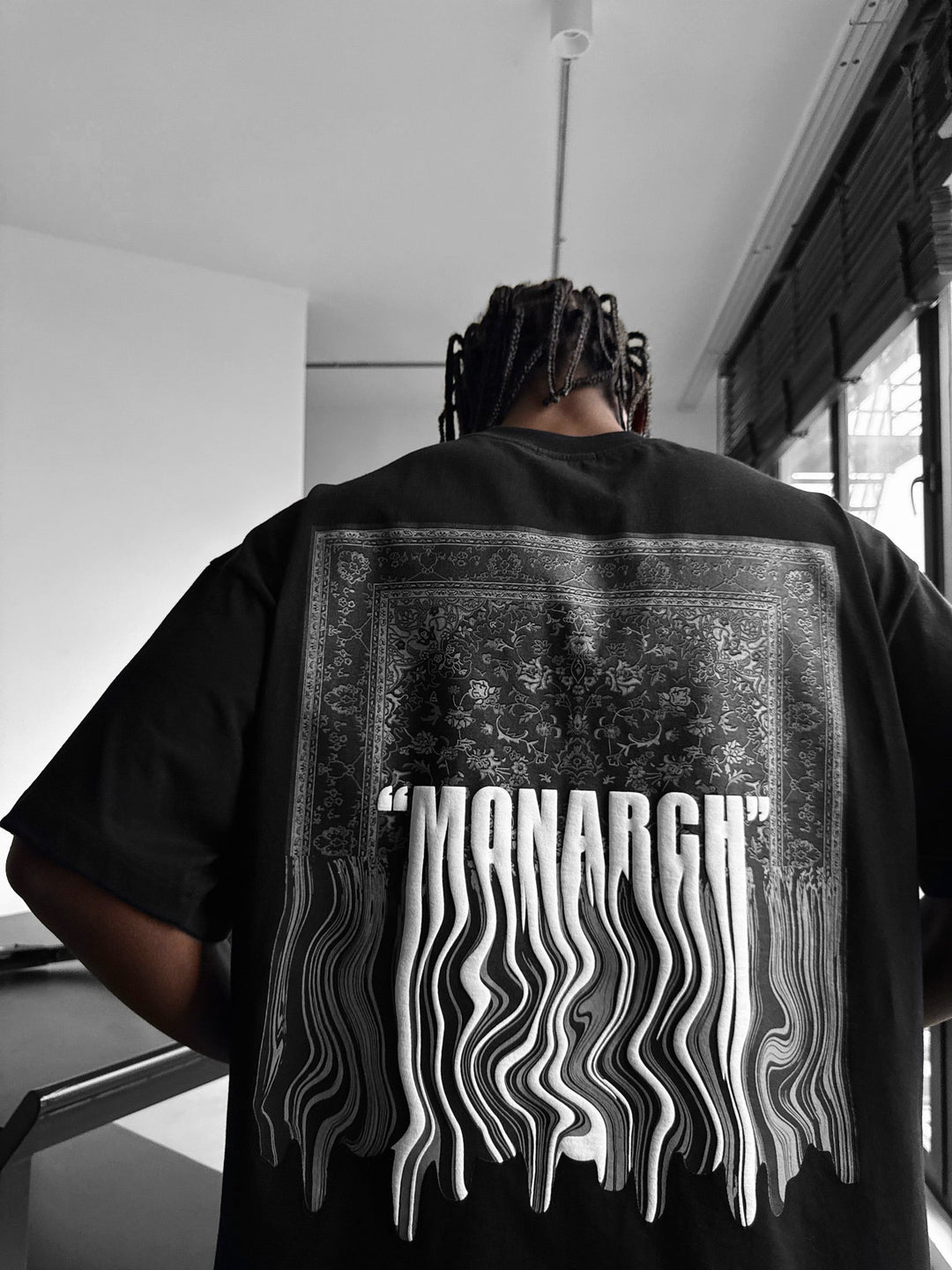 Oversize Monarch T-Shirt - Czarny i Biały