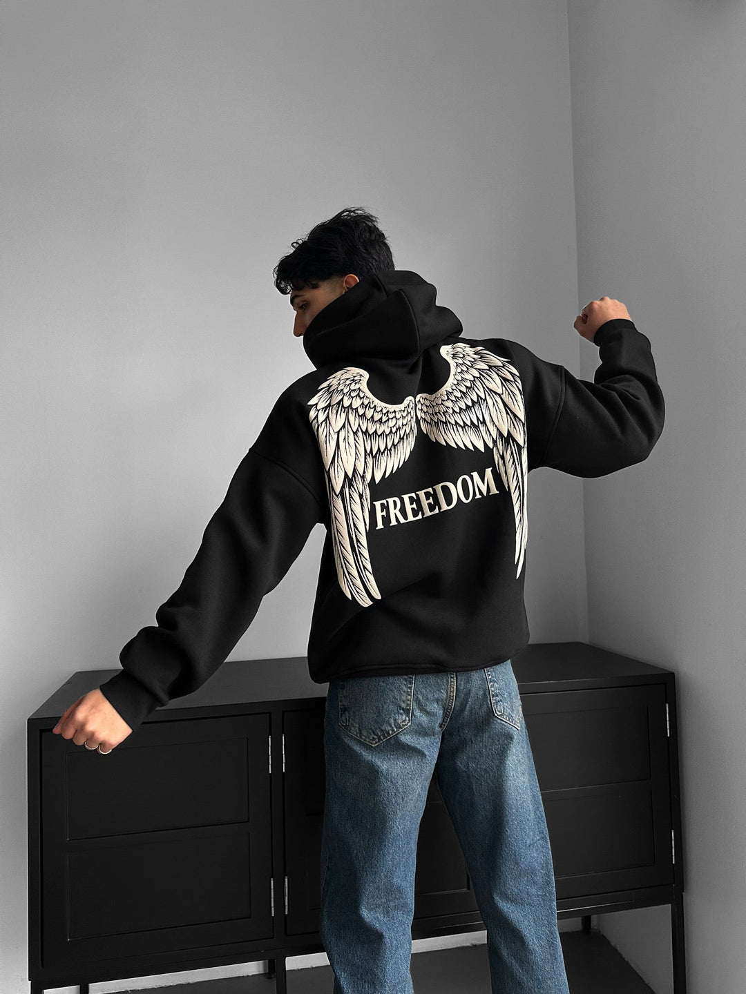 Oversize Freedom Hoodie - Czarny
