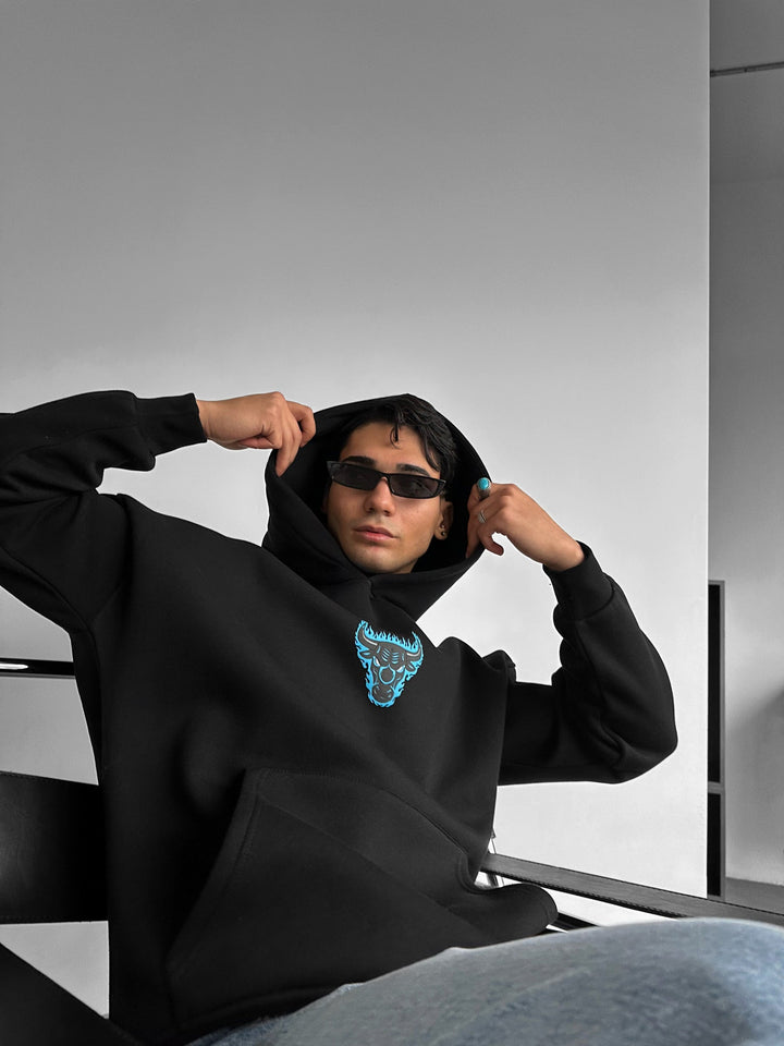 Oversize Bull Fearless Hoodie - Czarny i Niebieski