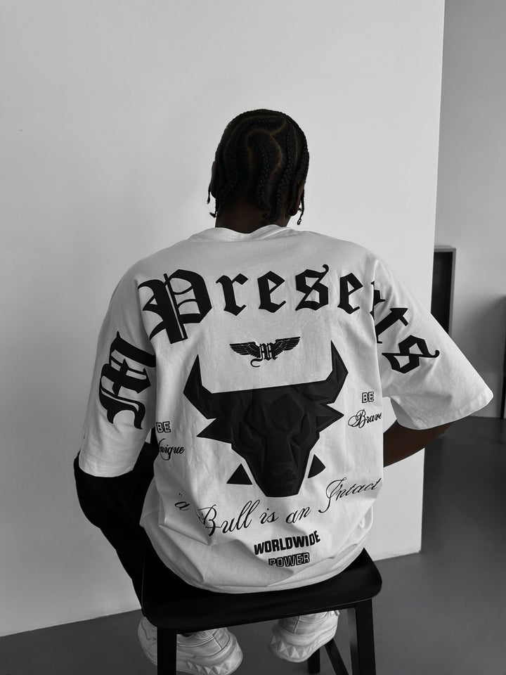 T-shirt Oversize Bull Worldwide - Ecru i Czarny