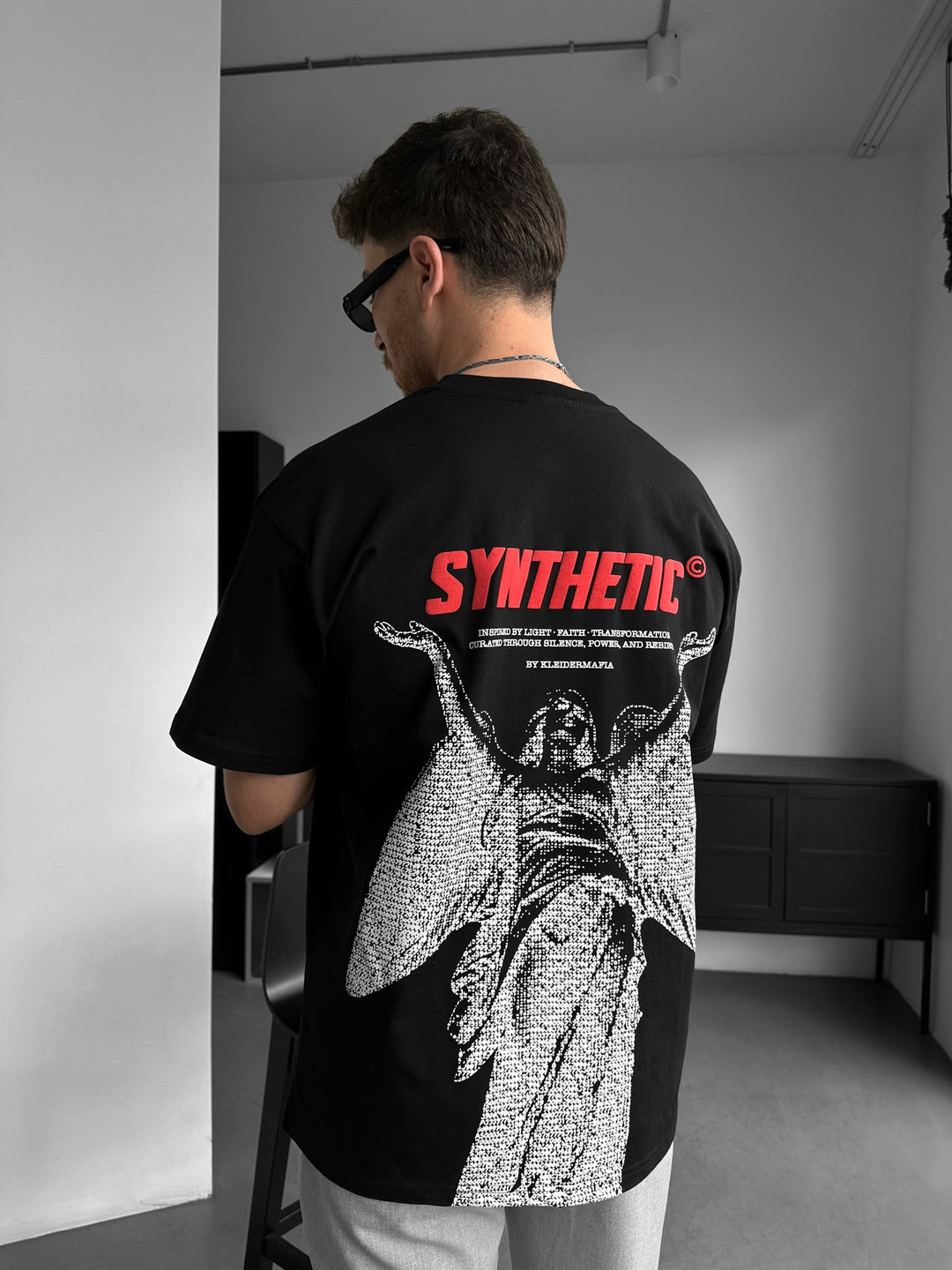 Oversize Synthetic T-shirt - Czarny