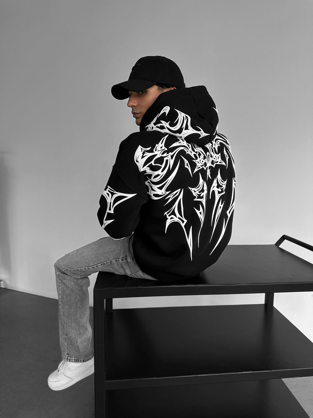 Oversize Mafia Tribal Hoodie - Czarny
