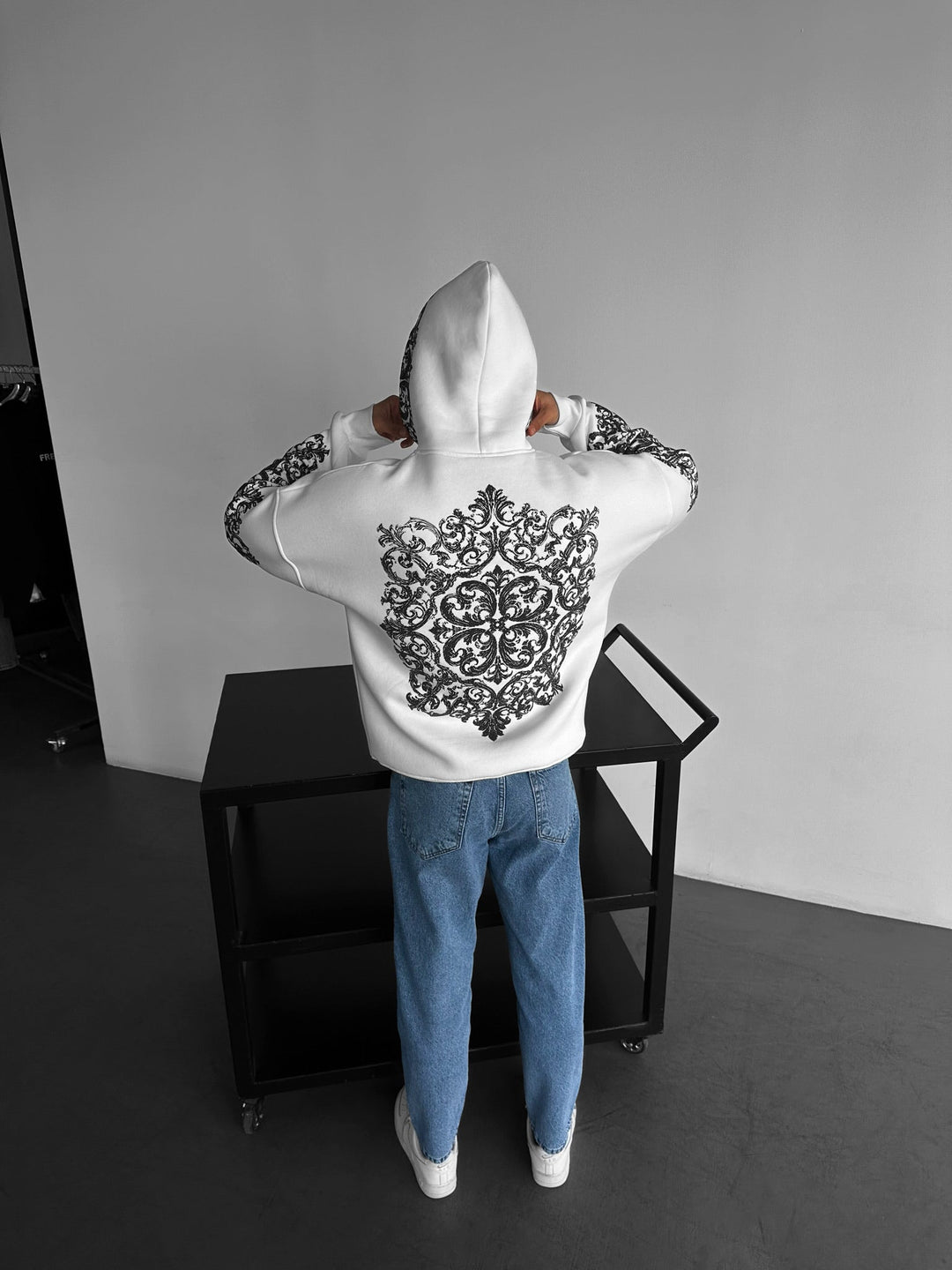 Hoodie z nadrukiem w oversize - Biały