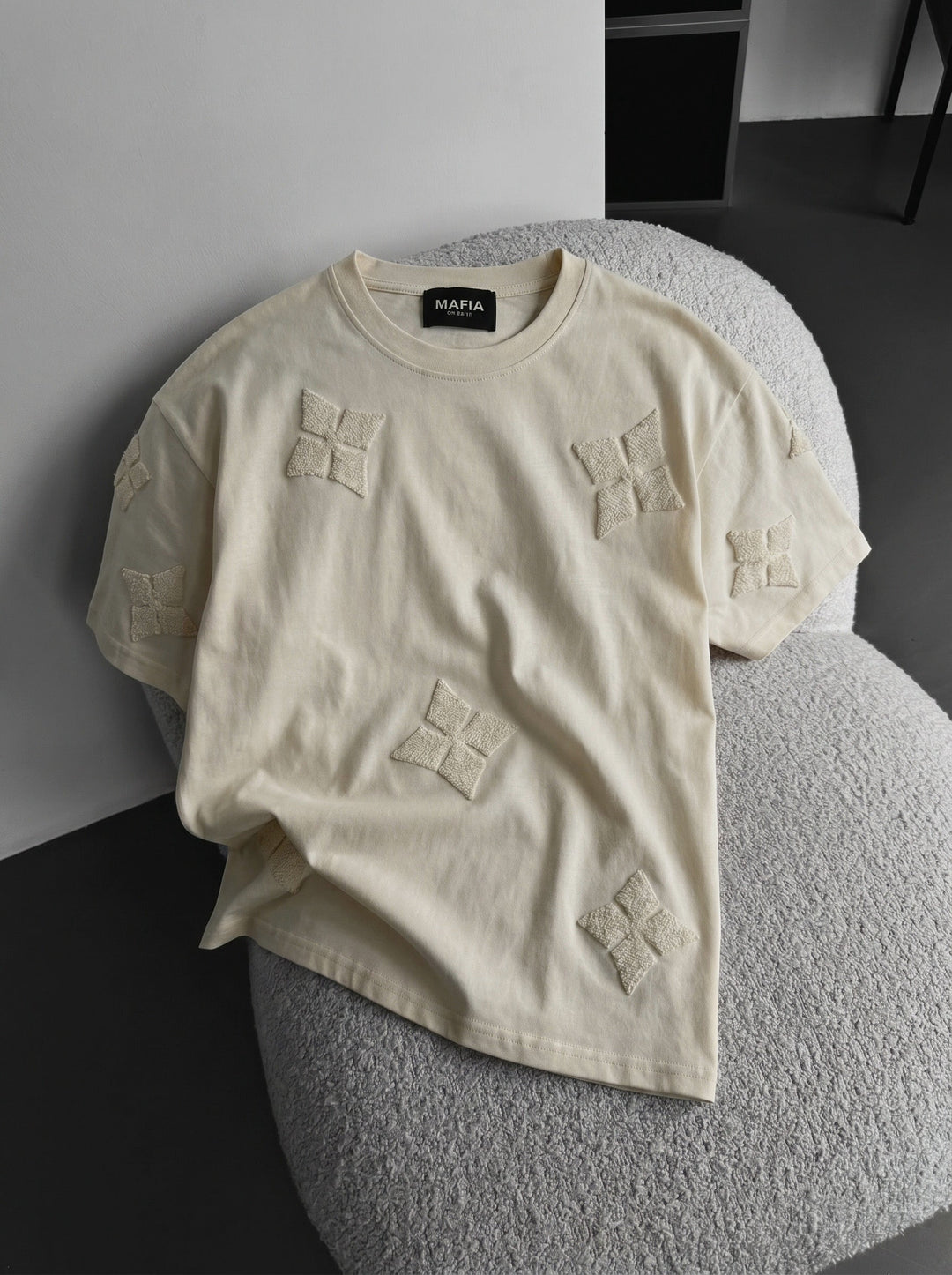 T-shirt Oversize z Detailem - Antyczna Biała