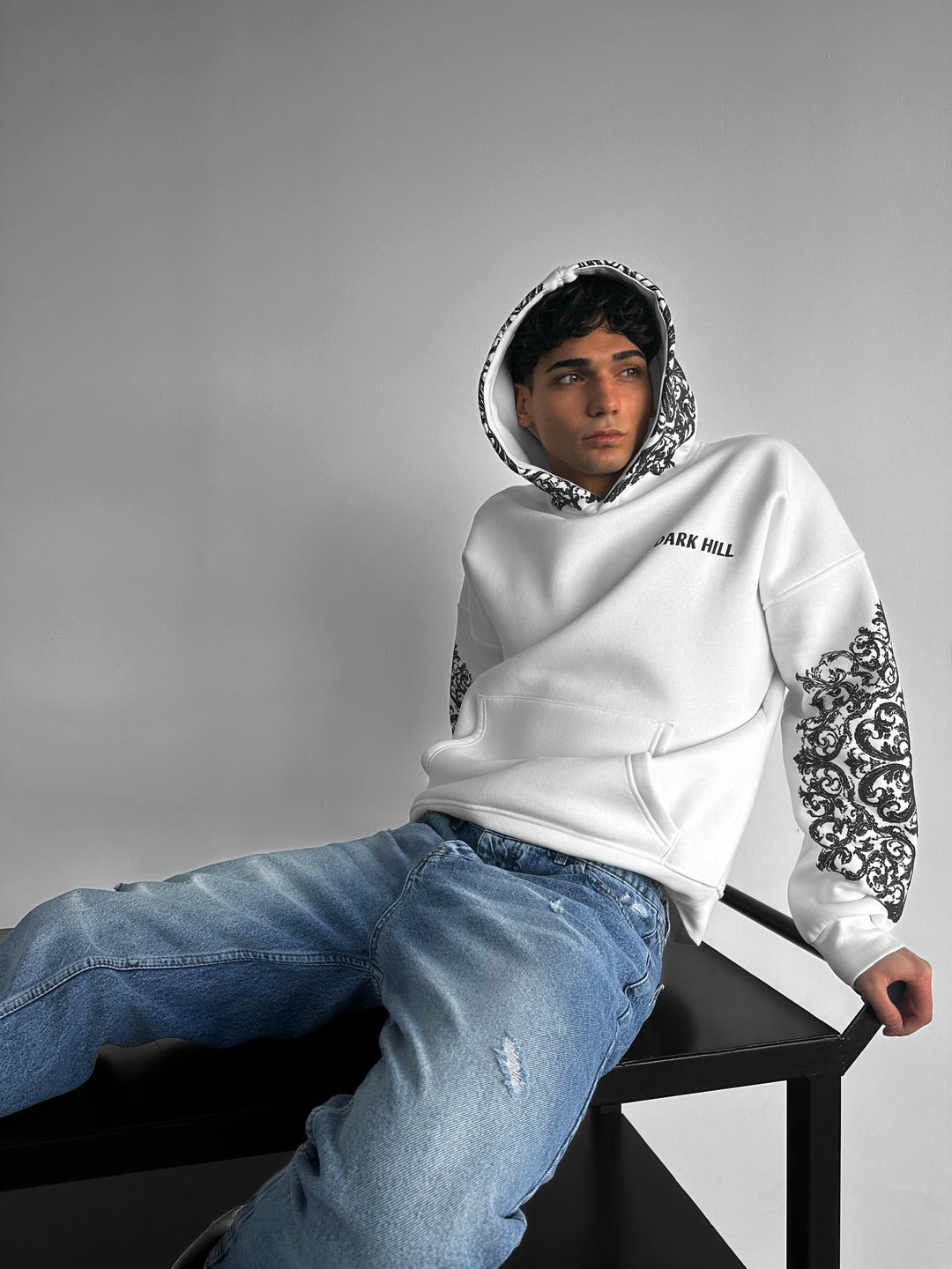 Hoodie z nadrukiem w oversize - Biały