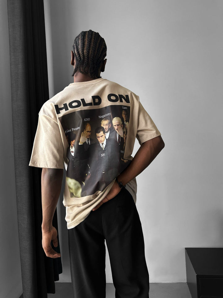 Oversize "Hold On" T-Shirt - Beżowy