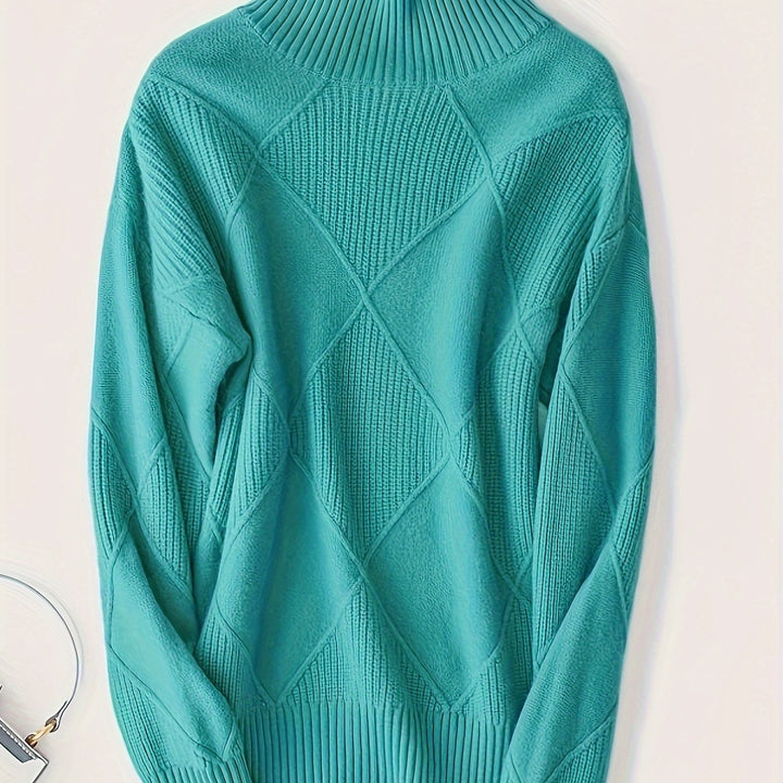Fakturowany sweter z golfem