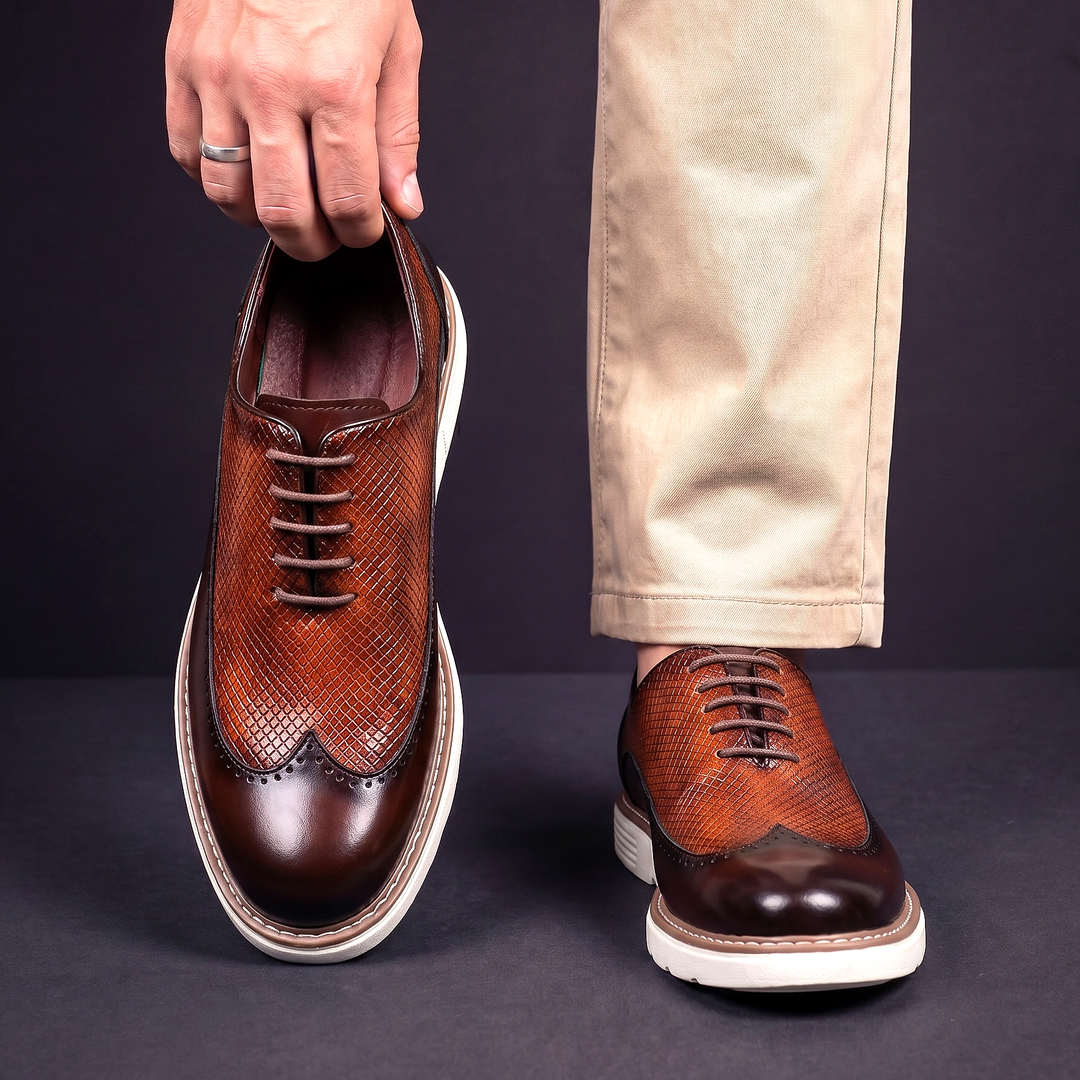 Nowoczesny wingtip oxfordy