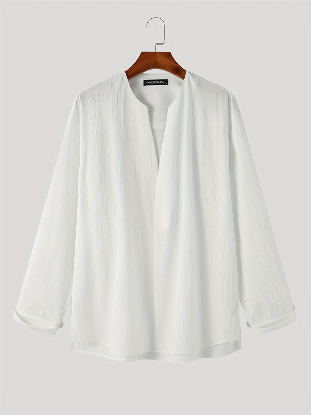 Collarless dekolt V koszula