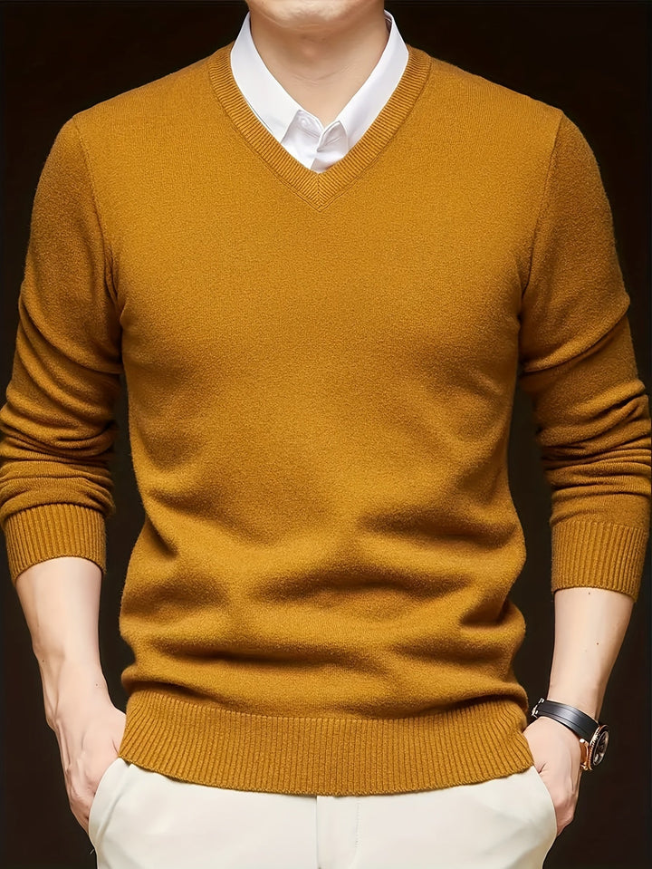 Elegancki sweter z dekoltem V
