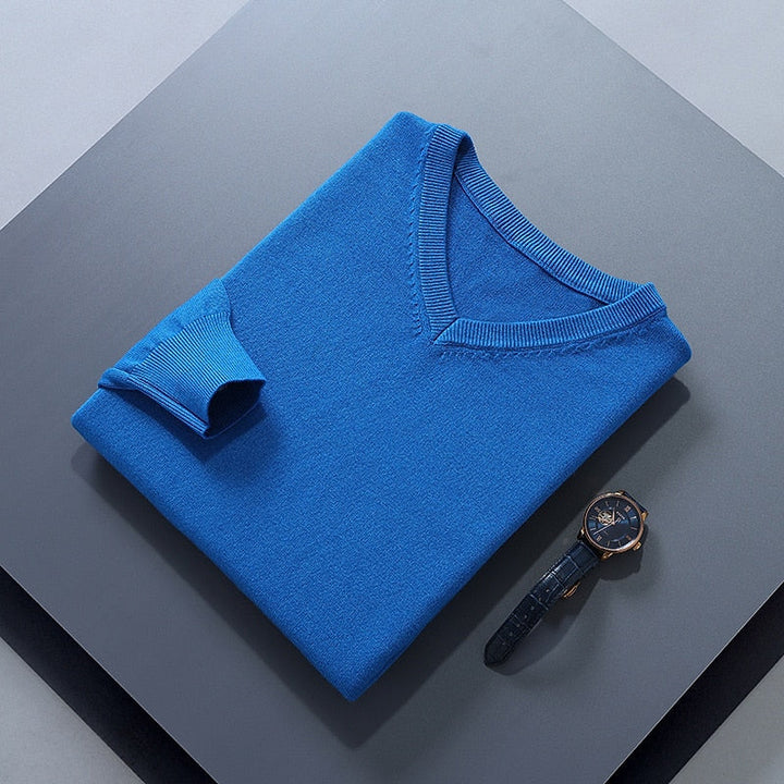 Elegancki sweter z dekoltem V