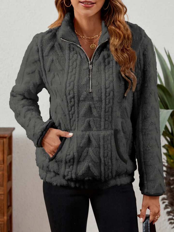 Przytulny zamek 1/2 sweter