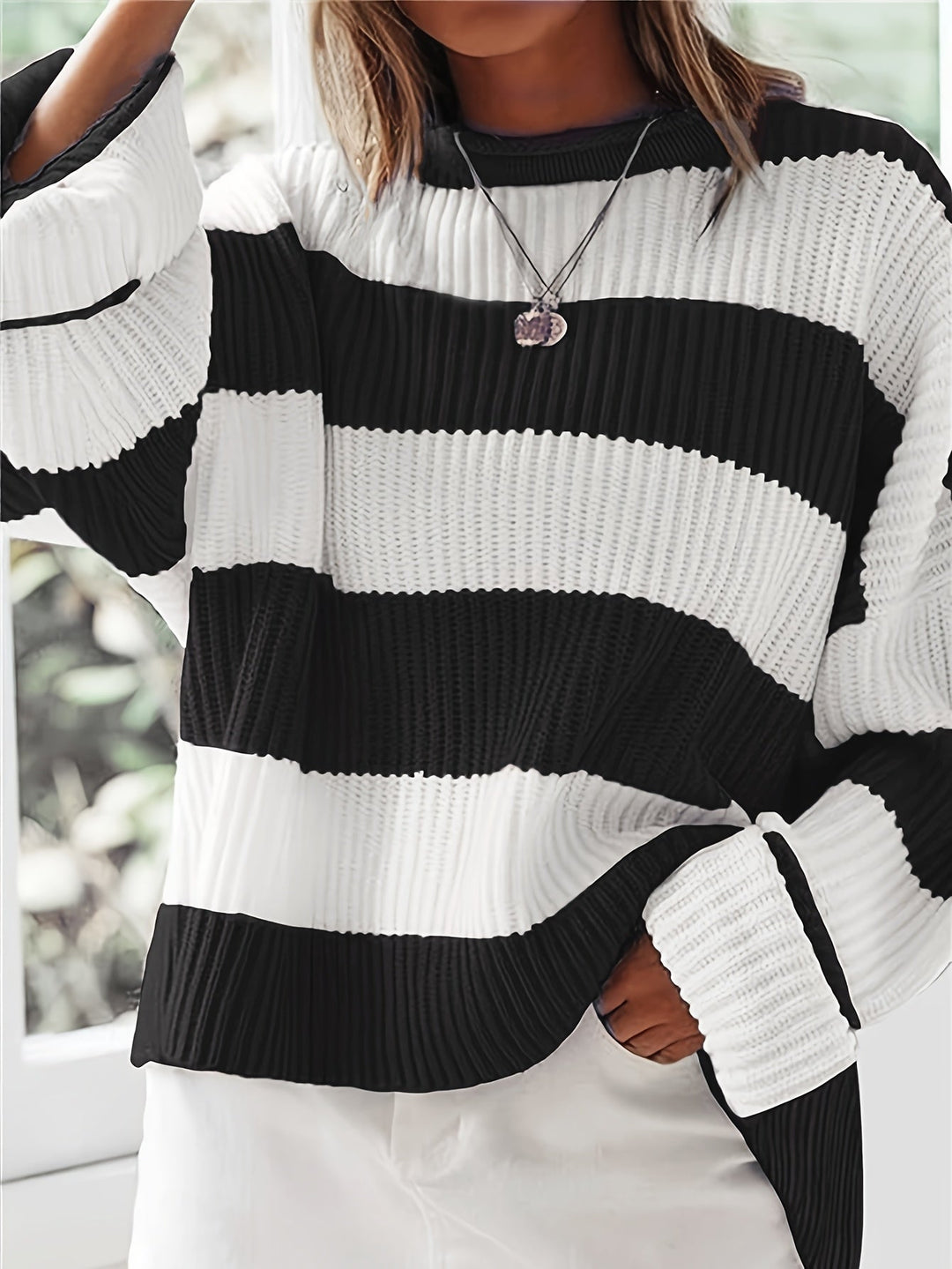 Swobodny Colorblock sweter