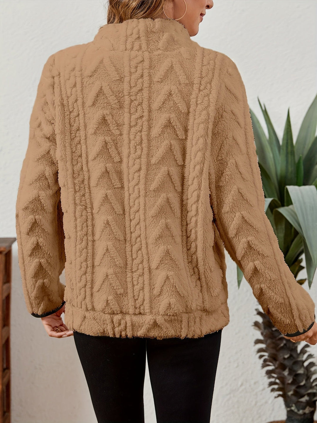 Przytulny zamek 1/2 sweter