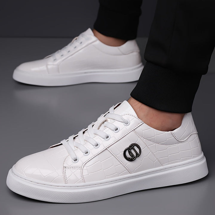 Elegancki fakturowany sneakersy