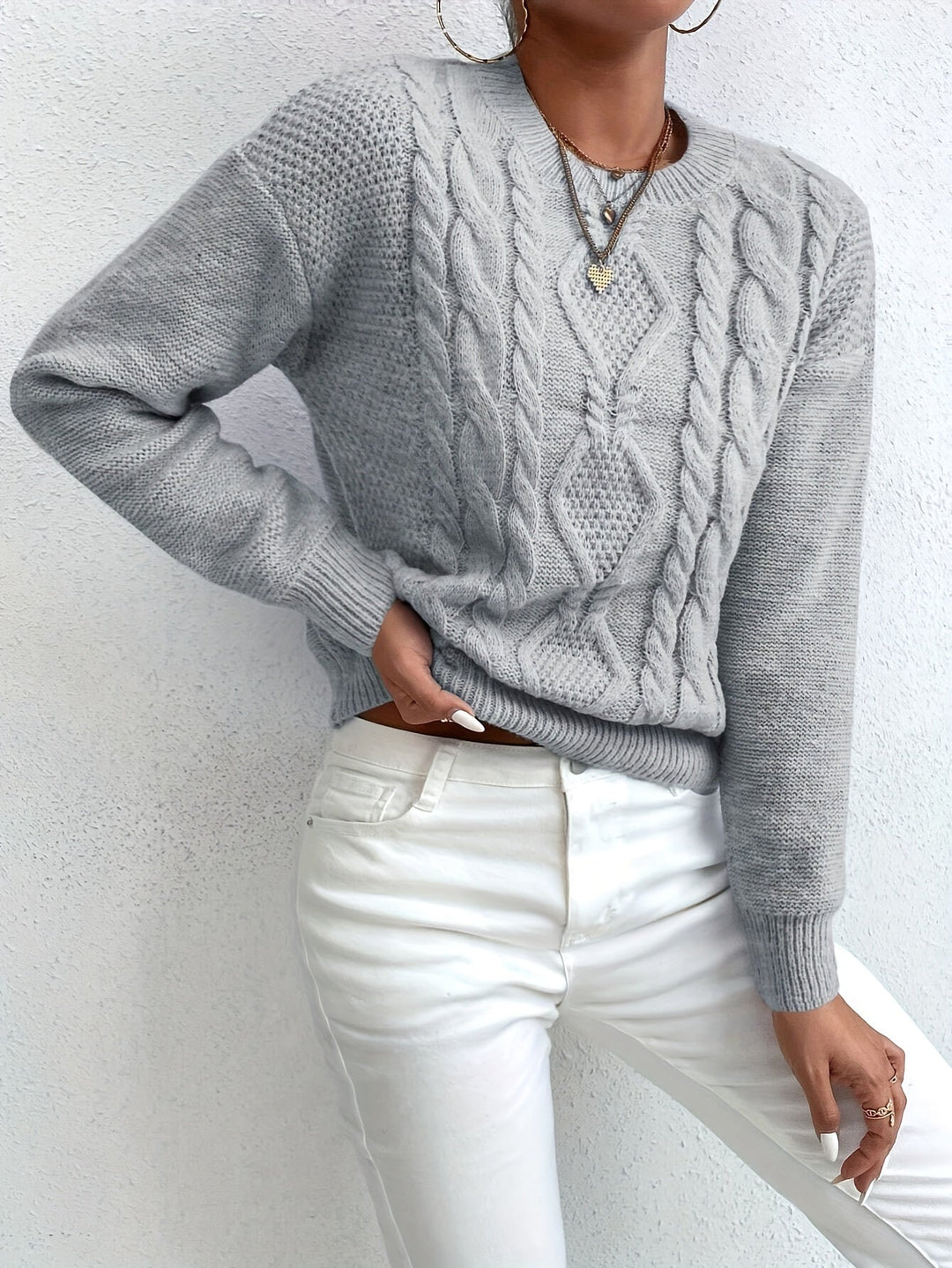 Chunky warkoczowy splot sweter