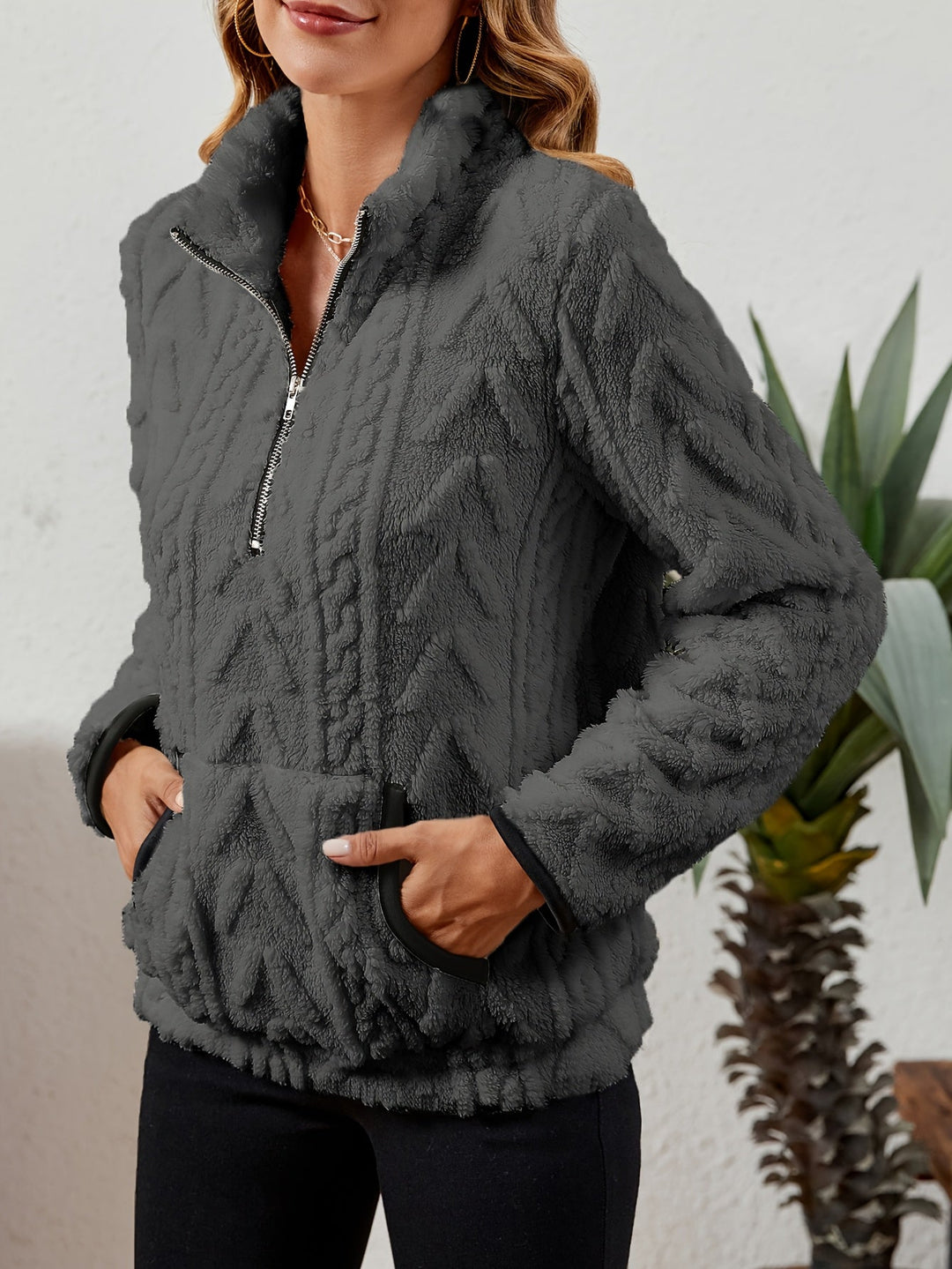 Przytulny zamek 1/2 sweter