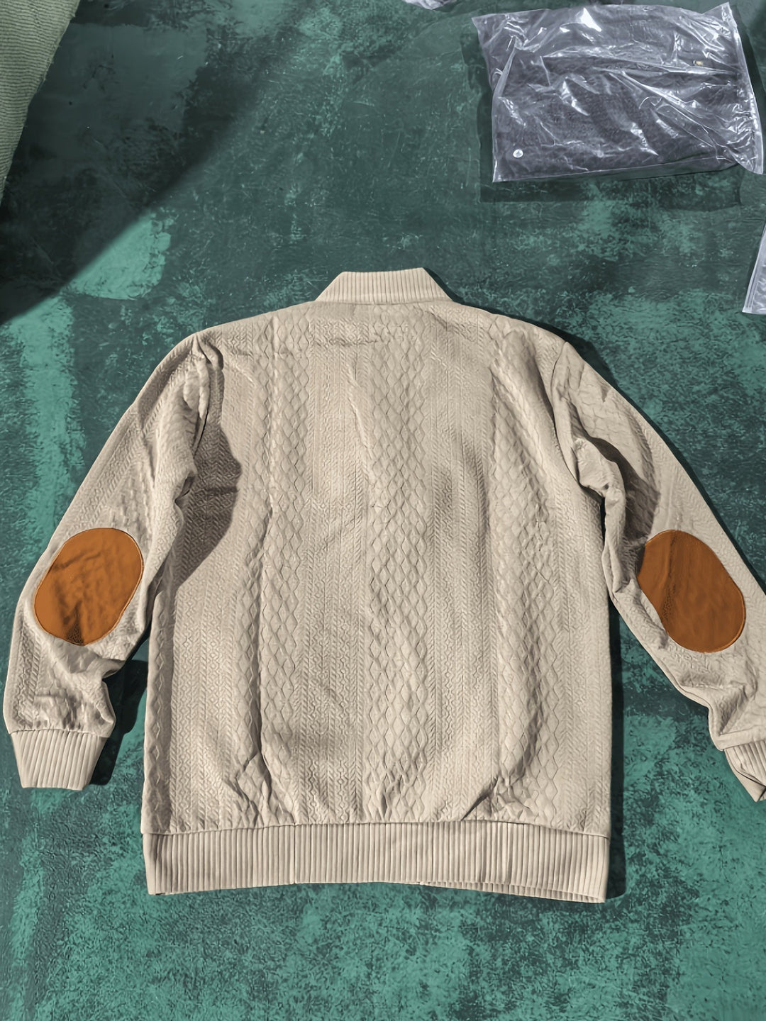 Wyróżniać się kołnierz guzik Henley sweter