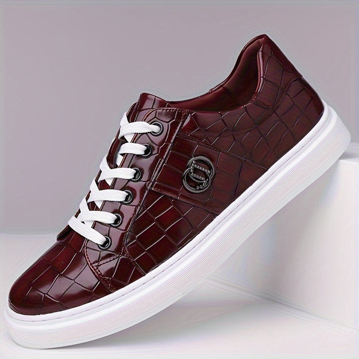 Elegancki fakturowany sneakersy