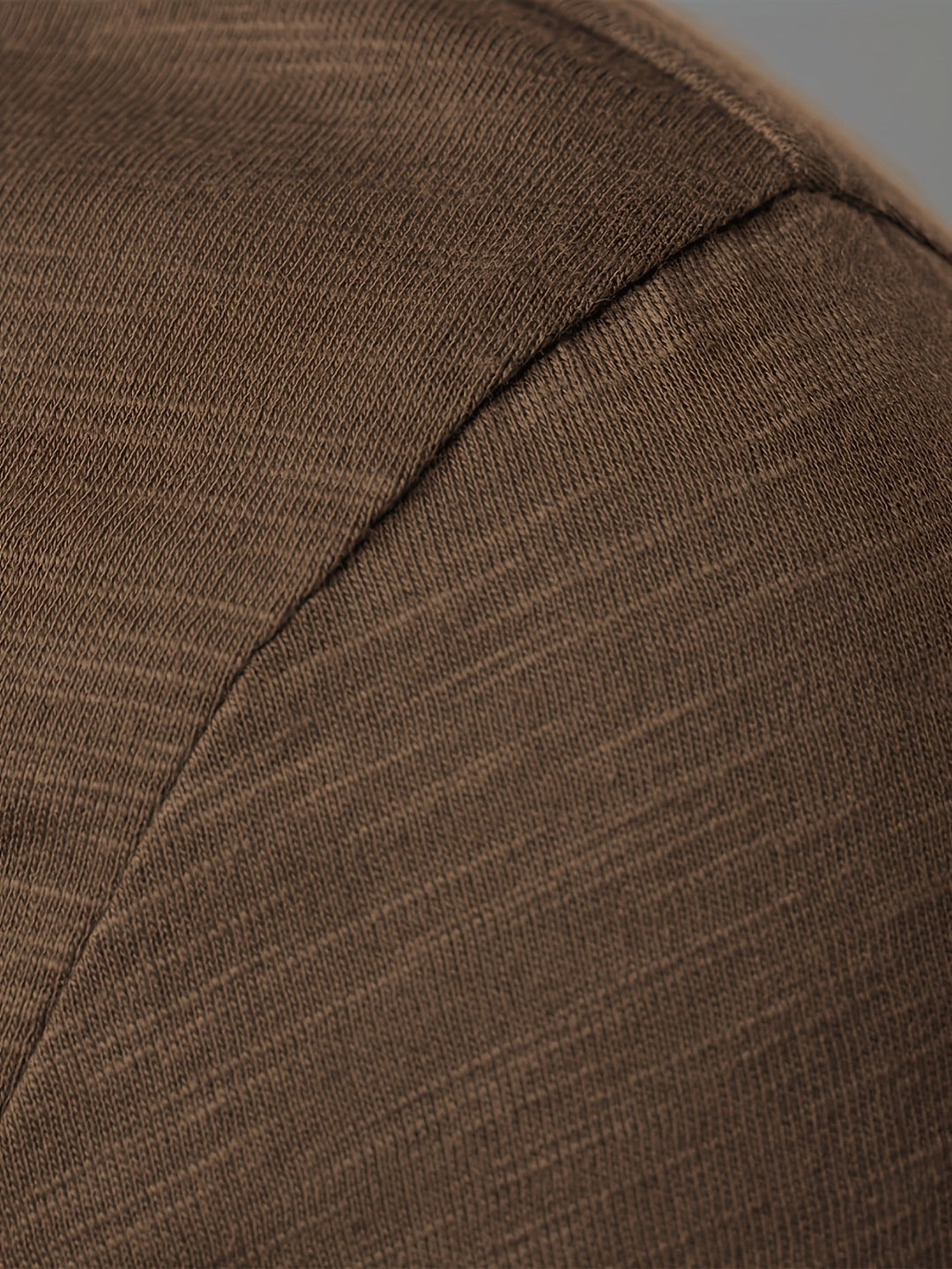 Klasyczny Button-Placket Henley