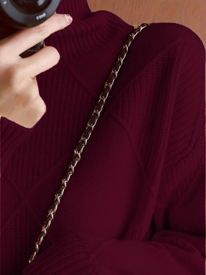 Fakturowany sweter z golfem